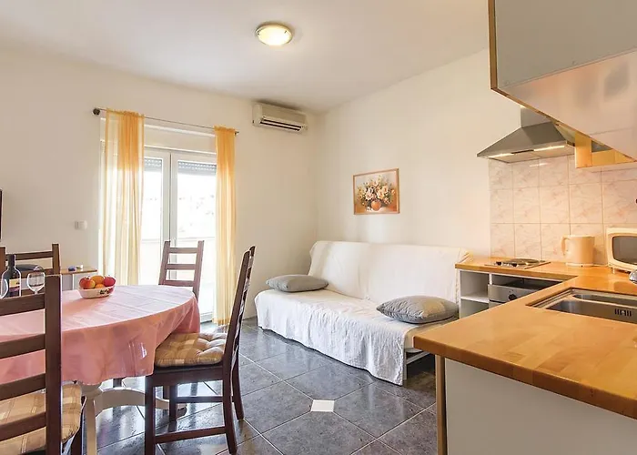Apartman 2 Pula