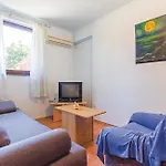 2 Apartamento *