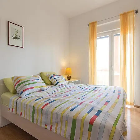 Lägenhet Apartment Danka I 11169 Pula