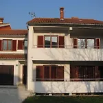 2 Appartement Pula